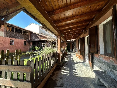 Foto Appartamento in VIA CESARE BATTISTI, Marano Ticino di 217 m²