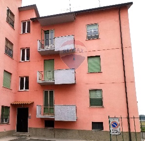 Foto Appartamento in via Ricchieri, Pieve del Cairo Centro di 82 m²
