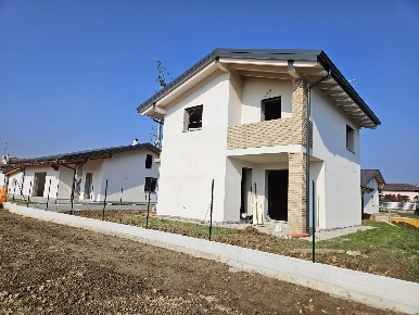 Foto Villa singola in Via Unità d' Italia, Marano Ticino di 176 m²