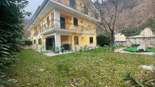 Foto Appartamento a Summonte di 85 m² con 3 locali in vendita