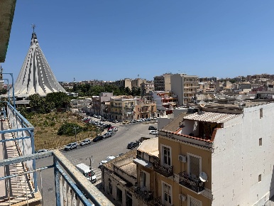 Foto Appartamento in CORSO TIMOLEONTE, Siracusa Gelone - Cadorna di 135 m²