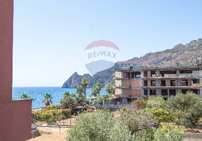 Foto Appartamento in Via lungo mare, Sant'Alessio Siculo di 86 m²