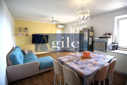 Foto Appartamento in CONTRADA MONTECANTINO, Massignano di 100 m² in vendita
