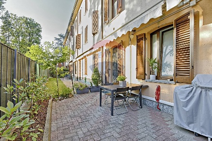 Foto Appartamento in via alla cava, Lesmo di 120 m² con 4 locali in vendita