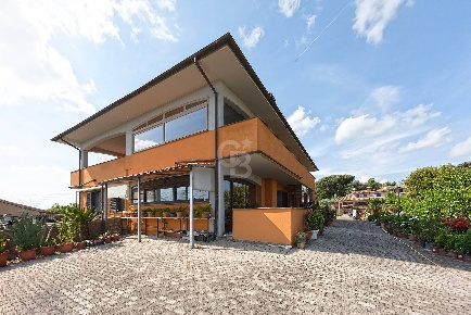 Foto Appartamento in Via Abate Sperandini, San Lorenzo Nuovo di 104 m²