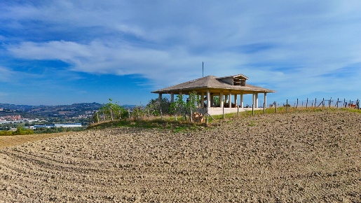 Foto Villa singola in Contrada Tronto (zona San Martino ), Ancarano
