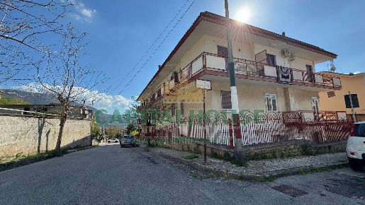 Foto Appartamento a Quadrelle in vendita