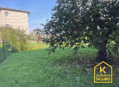 Foto Villa unifamiliare in Via G. Garibaldi, Secugnago di 220 m² in vendita