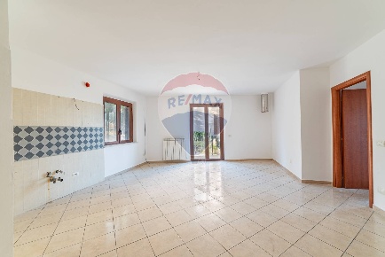 Foto Appartamento in Via Giovanni Amendola, Montecarotto di 80 m²
