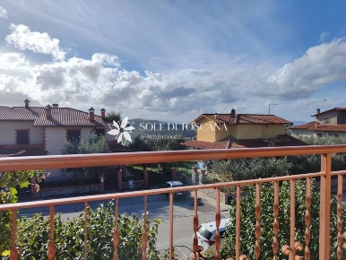 Foto Appartamento in Via degli Etruschi, Trequanda di 145 m² con 8 locali