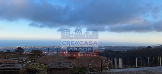 Foto Villa unifamiliare in VIA MARTERI D'UNGHERIA, Milo di 52 m² in vendita