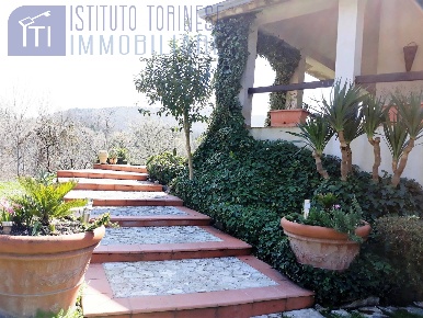 Foto Villa bifamiliare in VIA COLLE DI LANZA, Sant'Apollinare di 236 m²