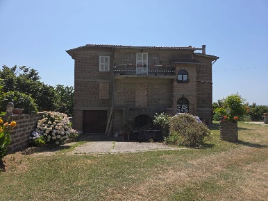 Foto Villa singola in via della Croce Fidele, Caprarola Centro in vendita