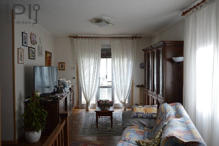 Foto Appartamento in centro altare, Altare di 200 m² con 8 locali