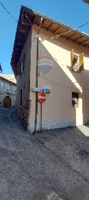 Foto Appartamento in Via Del Pozzo, Brezzo di Bedero Bedero di 90 m²