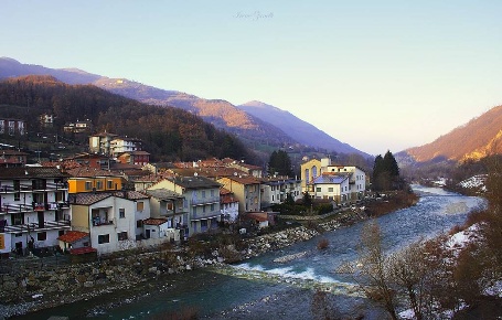 Foto Appartamento in LOCALITA' IL POGGIO, Farini Centro di 80 m² in vendita