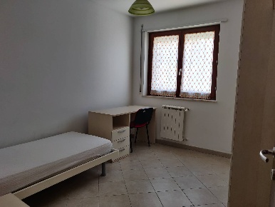 Foto Appartamento in Via Bari, Chieti Chieti Scalo di 77 m² con 4 locali