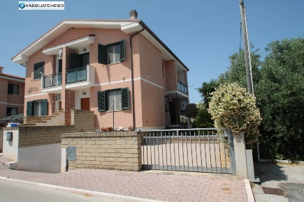 Foto Villa a schiera in Via Favio Filzi, San Giacomo degli Schiavoni
