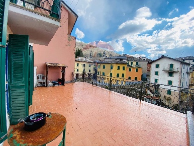 Foto Appartamento in PIAZZA DEL MERCATO, Santo Stefano d'Aveto Centro