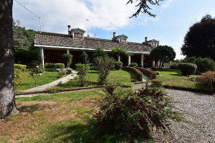 Foto Villa a schiera in Borgo Case Togliatti, Coassolo Torinese di 171 m²