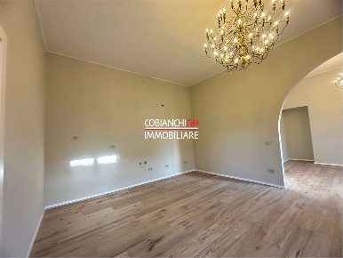 Foto Appartamento in Via XXV Aprile, Verbania Intra Centro Storico
