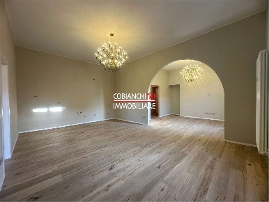 Foto Appartamento in Via XXV Aprile, Verbania Intra Centro Storico