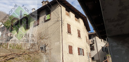 Foto Appartamento in FRAZIONE STRADA, Pieve di Bono-Prezzo Creto di 170 m²