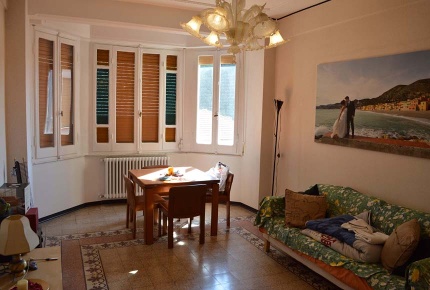 Foto Appartamento in Via Roma, Altare di 90 m² con 5 locali in vendita