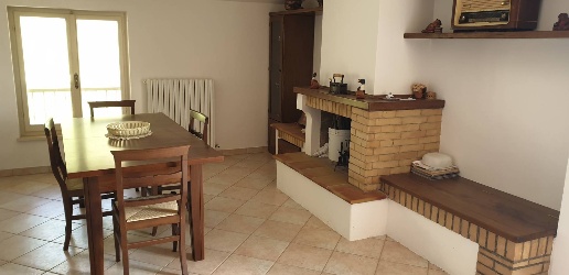 Foto Appartamento in strada scalelle, Roccafluvione di 110 m² con 6 locali