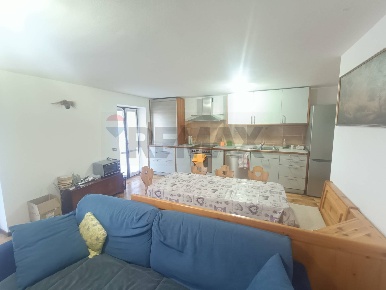 Foto Appartamento a Selvino di 104 m² con 3 locali in vendita