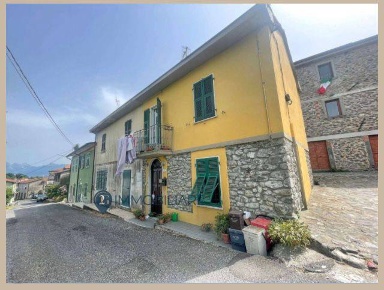 Foto Appartamento in Via Matteotti, Tresana di 60 m² con 3 locali