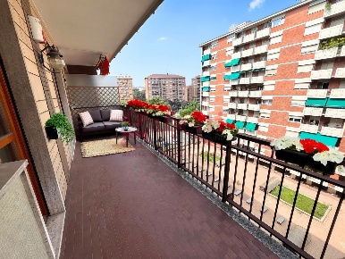 Foto Appartamento in Via BUENOS AIRES 92, Torino Santa Rita di 115 m²