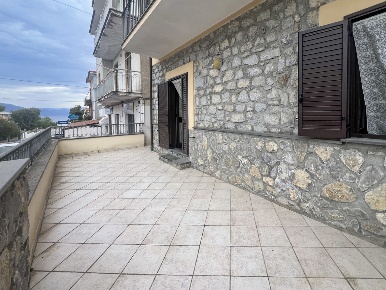 Foto Appartamento in Salita La Piana, San Giovanni a Piro Scario di 68 m²