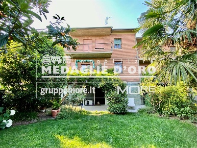 Foto Villa in VIA ALASSIO, Modena in vendita