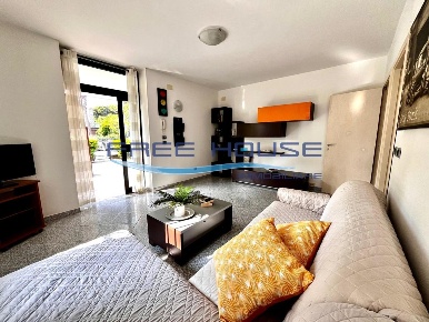 Foto Appartamento in Viale dei Mille 40, Cervia Centro di 120 m² in vendita