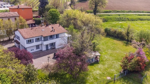 Foto Villa unifamiliare in SP76 17, Valsamoggia Stiore di 380 m² in vendita