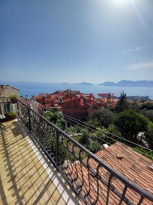 Foto Appartamento a Lerici La Serra, Tellaro di 82 m² con 5 locali