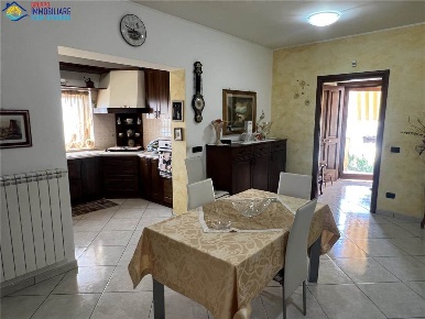 Foto Appartamento a Sessa Aurunca Piedimonte di 210 m² con 7 locali