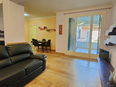 Foto Appartamento in via Università 21, Modena Centro Storico di 72 m²