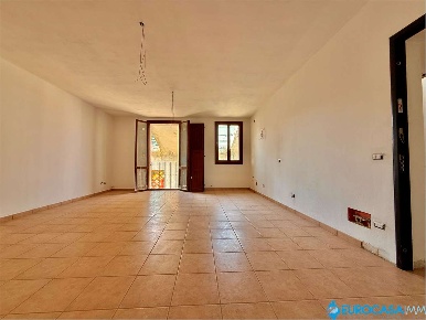 Foto Appartamento in Via Don Minzoni, Novi di Modena Centro di 105 m²