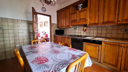 Foto Appartamento a Santa Croce sull'Arno Centro di 110 m² con 5 locali