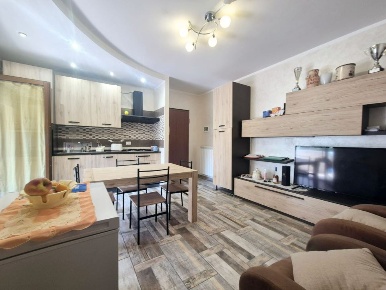 Foto Appartamento in Via F. P. Michetti, Manoppello di 80 m² con 5 locali