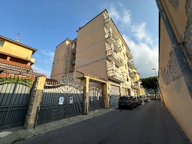 Foto Appartamento in Via Paccini, Albenga Centro di 65 m² con 3 locali