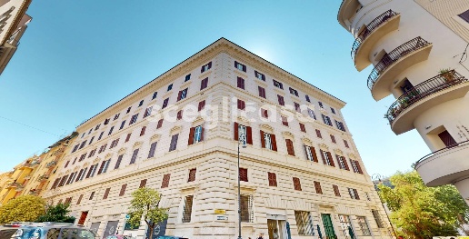 Foto Appartamento in Via Machiavelli, Roma Esquilino di 155 m² con 4 locali