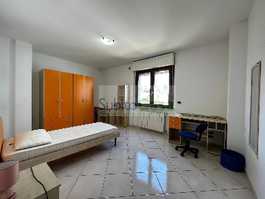 Foto Appartamento in Via R. Ortiz, Chieti Chieti Scalo di 120 m² in affitto