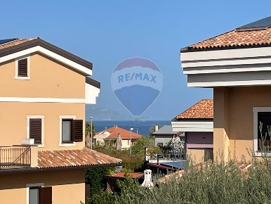 Foto Villa singola in via salvatore patti, Riposto in vendita