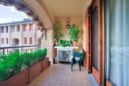 Foto Appartamento in Via Mandelli, Sulbiate Centro di 117 m² con 3 locali