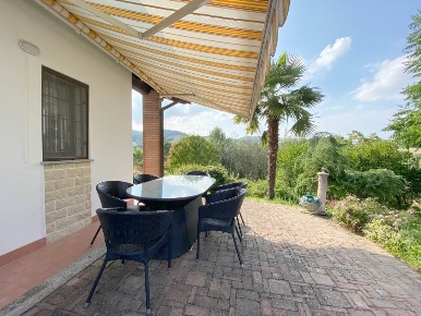 Foto Villa unifamiliare a Piozzano di 117 m² con 3 locali in vendita