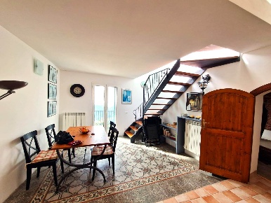 Foto Appartamento a Perinaldo di 108 m² con 4 locali in vendita