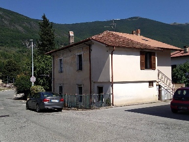 Foto Appartamento in VIA  F. MARINETTI   2, Canistro Canistro Inferiore